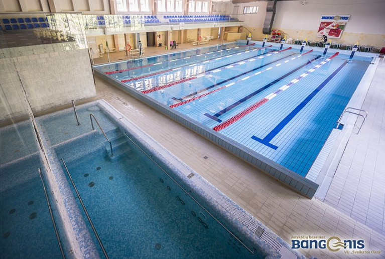 Bangenis-25-m-plaukimo-baseinas-bangenis-3.jpg